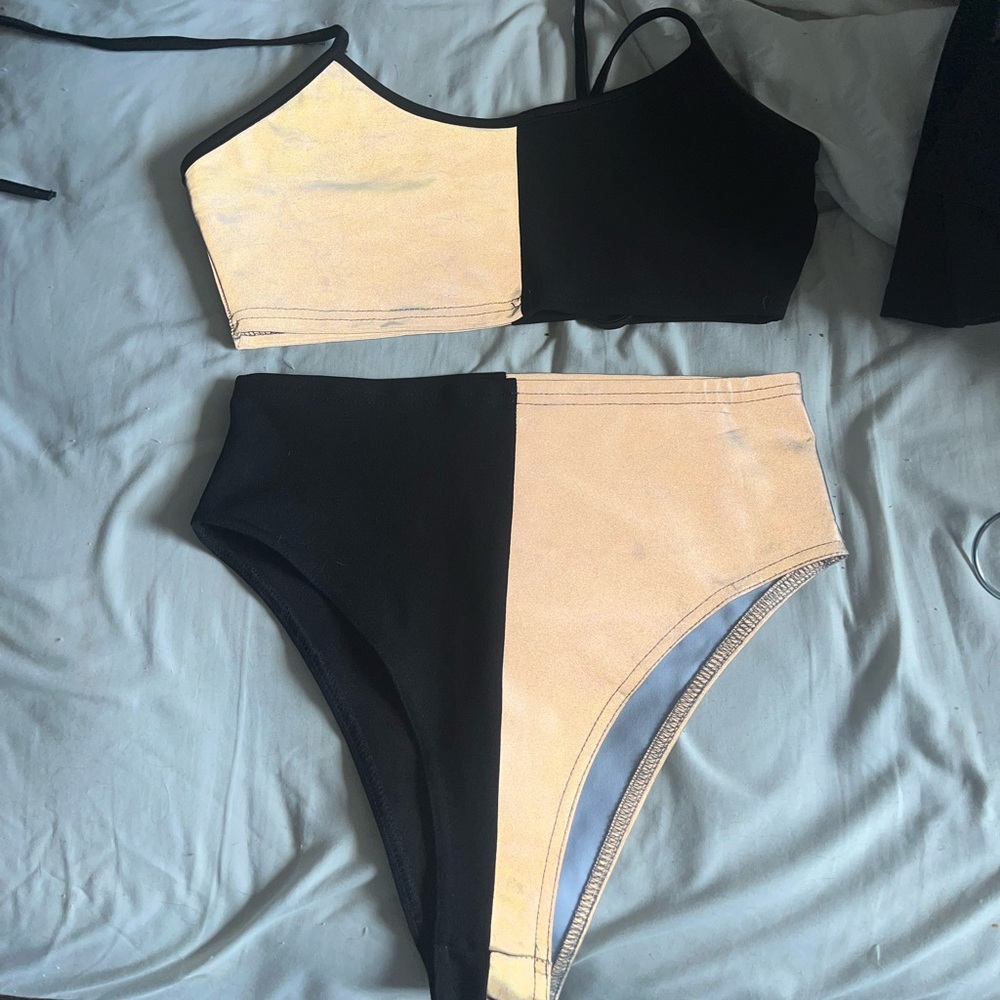 Reflective Set